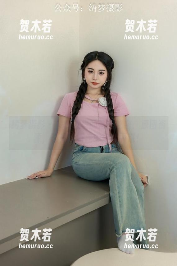 绮梦摄影 - 发现桃桃的圣诞秘密：原图资源，在光影游走中倏忽而过！