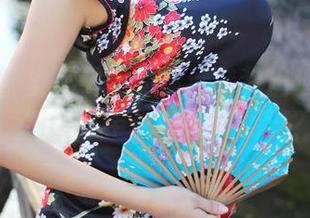 美媛馆 - 当王馨瑶的高清套装出现在你的壁纸上，手机瞬间变潮流？