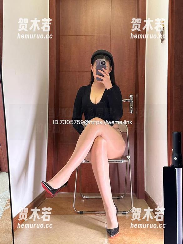 美邵女Baby 微密圈 - 当JK遇上私房照:美邵女Baby的作品,绝对让你眼前一亮!