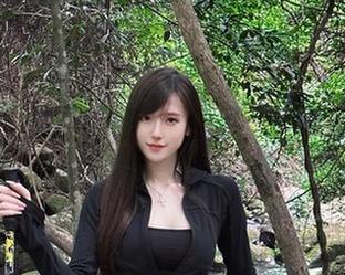 从微博溢出的小宇宙：腐团儿Ikaros的自拍杂图写真