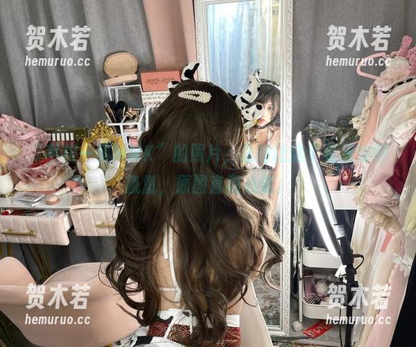 芊川一笑MNK “芊川一笑MNK”的照片,总能让这个夏天变得氤氲,原图直戳心底。