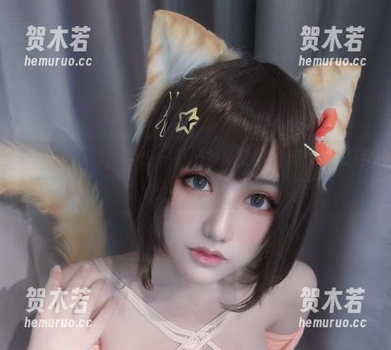 礼服与cos，芊川一笑MNK教你如何优雅又迷人！