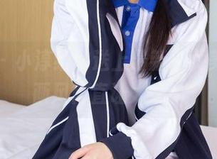 袜啵啵 - 小淳给你送上最新少女美图，这画风简直让人晕！