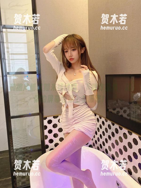 和服风情过期米线线喵，下载作品集，让你的屏幕也穿上和服吧！