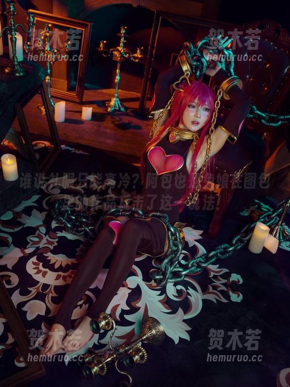 阿包也是兔娘 谁说礼服只能高冷?阿包也是兔娘在图包里的作品反击了这一说法!