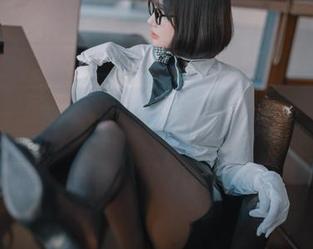 韩国孙乐乐的Loozy夏日大篷车：恰如其分的图片分享，温暖人心。