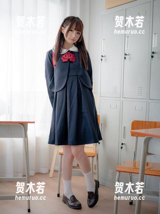 魔物喵nigisa 魔物喵nigisa的少女贩卖机:免费下载,细节满分,心动不止!